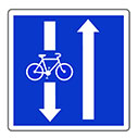 Panneau sens inverse autorisé aux vélos