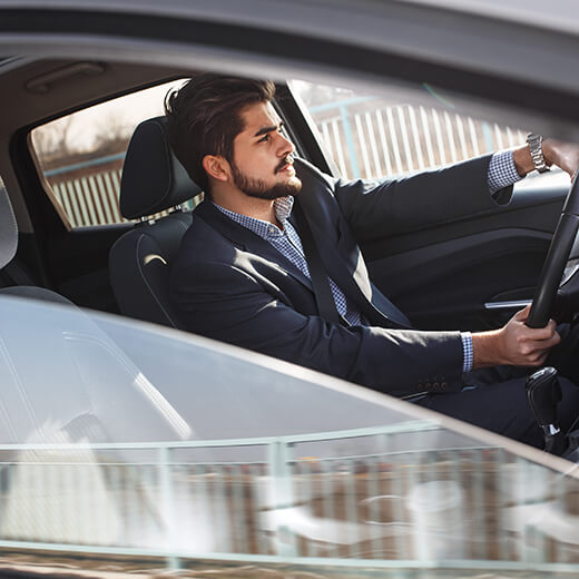 Accident de voiture sur le trajet domicile-travail : que faire et quels droits ?