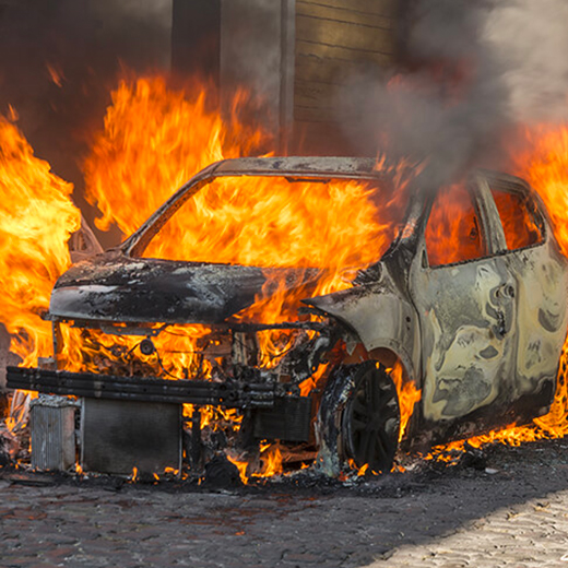 Assurance auto et voiture incendiée