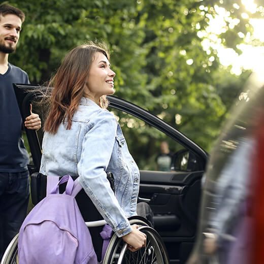 voiture pour personne handicapee