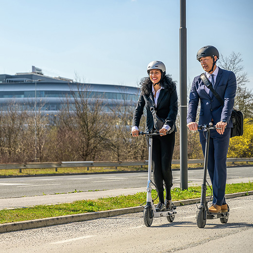 Trottinette électrique : Les équipements pour une conduite