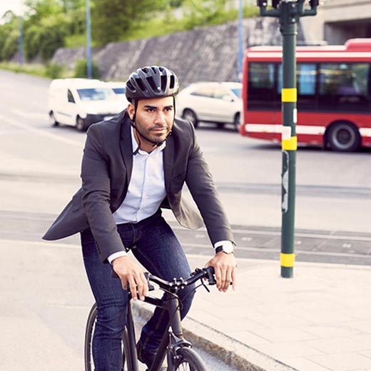 Accessoire vélo électrique : quel équipement choisir ? - MAIF